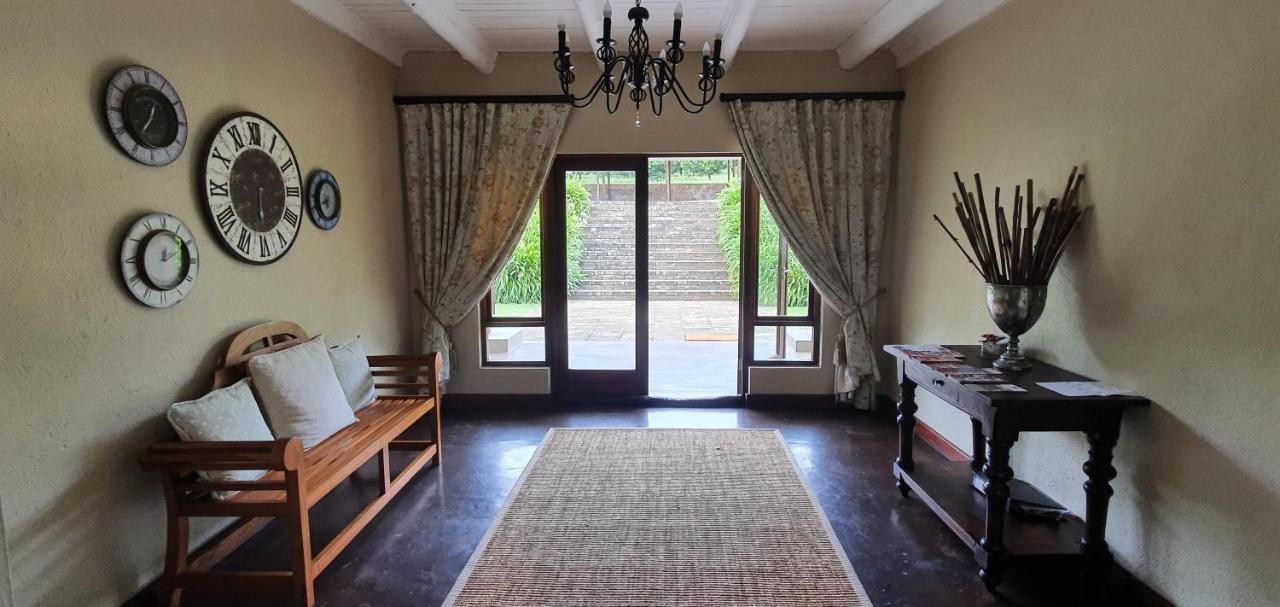 Villa Rostrata-on-Lake Hazyview Esterno foto